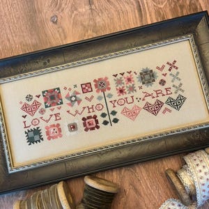 2025 Collector&#39;s Heart Kit - Heart In Hand Needleart