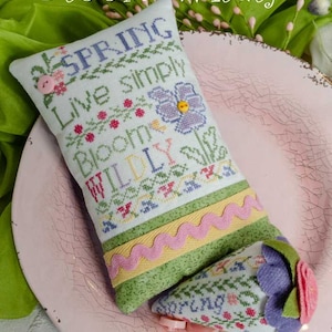 Bloom Wildly - Erica Michaels - Cross Stitch Pattern