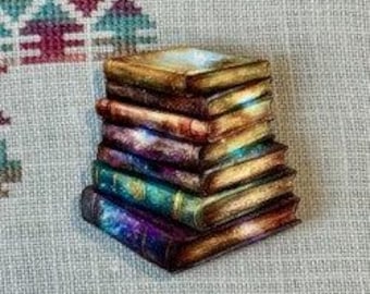 Fantasy Book Pile Wooden Magnetic Needle Minder