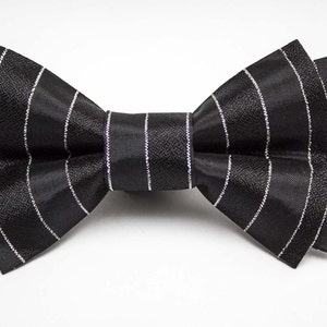 Black Satin & Metallic Silber Fliege