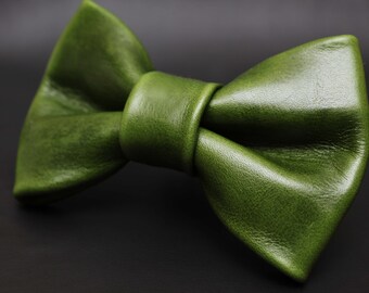 Green Leather Bow Tie