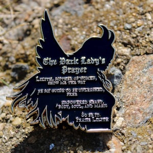 DARK LADY&#39;S PRAYER Lilith Emaille Pin