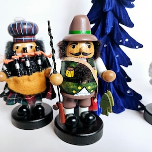 Vintage Christmas Chubby Wooden Nutcrackers Holiday Living Set of 4 Wooden Nutcracker Figurines