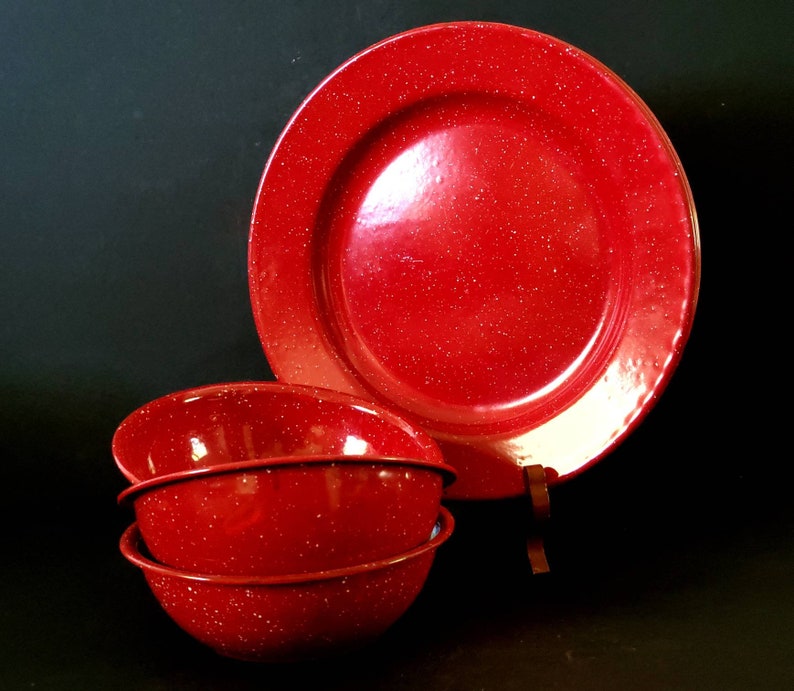 Vintage Red Graniteware Speckled Enamelware Metal 7 Piece Dish Set