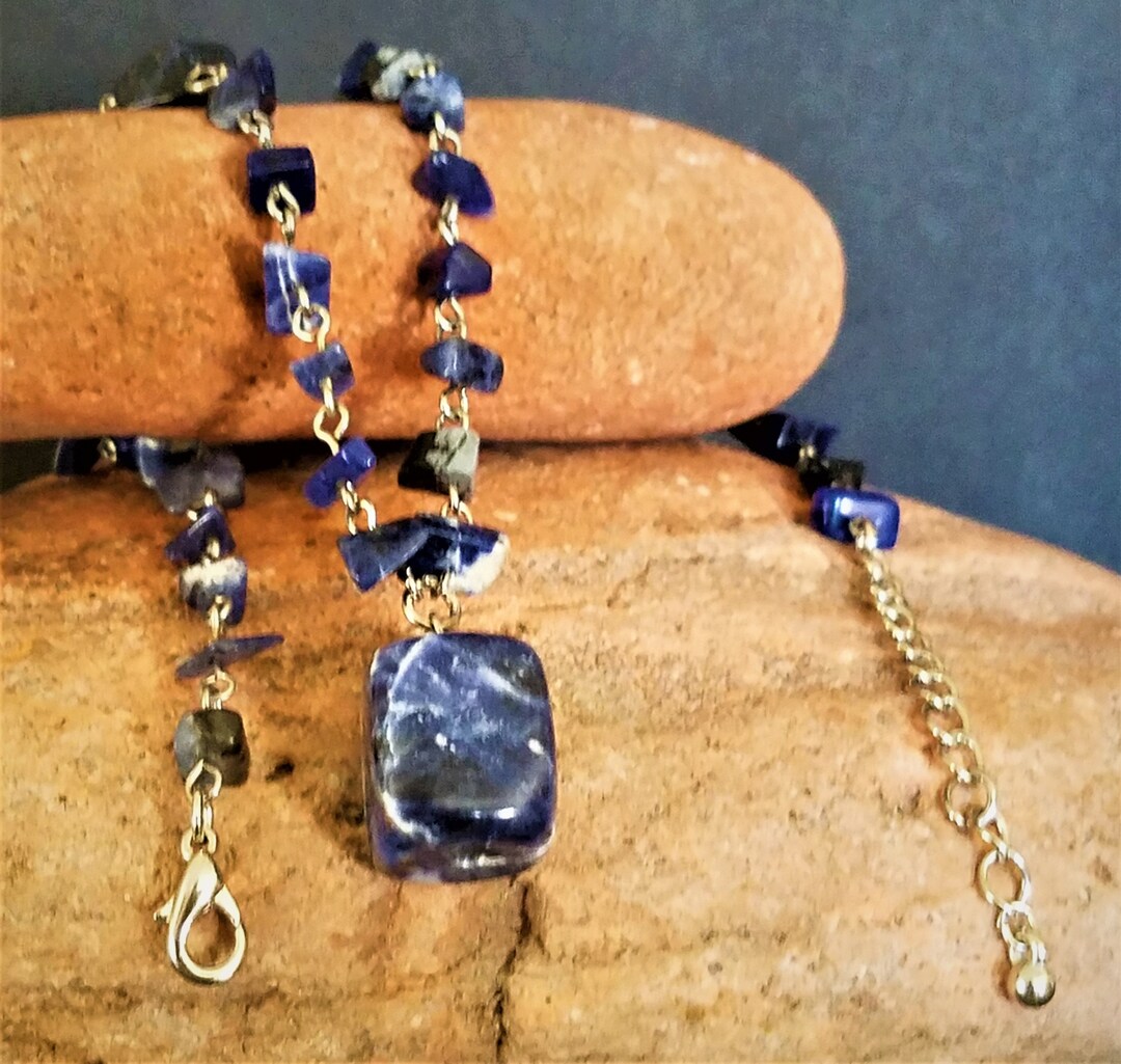 Vintage Lapis Lazuli or Sodalite Bead Necklace - Etsy