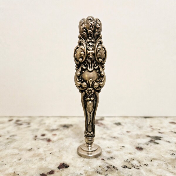 Antique Late 19th Century Victorian Art Noveau Sterling Silver Repoussé Seal Stamp
