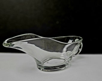 Vintage Anchor Hocking "Presence" Gravy Boat Made in USA - Sparkling Clear Glass Gravy Dish 1028 Sauce Boat Glass Saucière