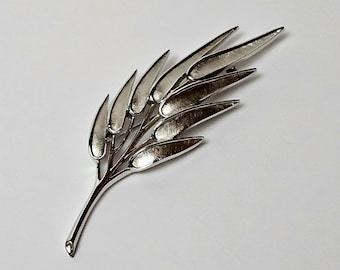 Vintage Mid Century Modern Trifari Silver Tone Palm Frond Brooch Pin