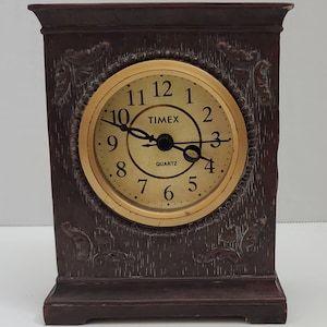 Vintage Chalkware Timex Desk Mantle Clock
