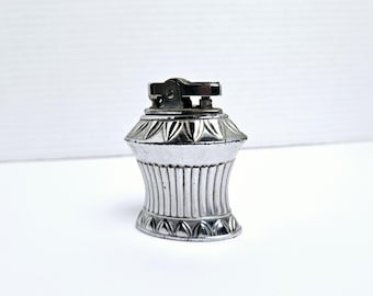 Encendedor de sobremesa antiguo cromado japonés vintage