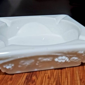 Vintage Westmoreland Paneled Grape Milk Glass Square Ashtray