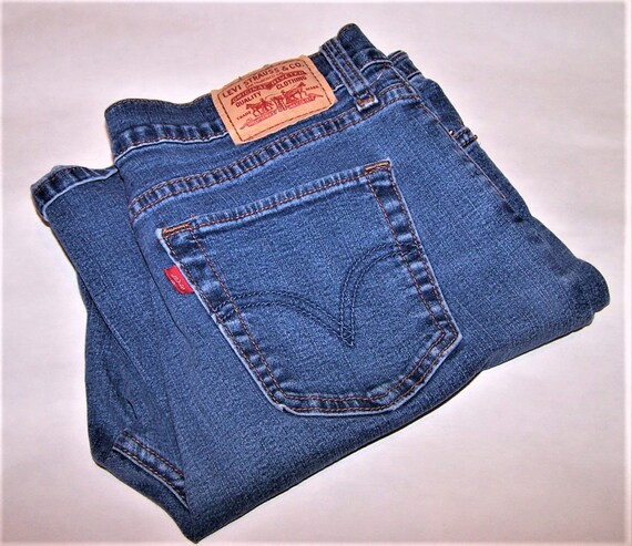 levi's 512 perfectly slimming jeans