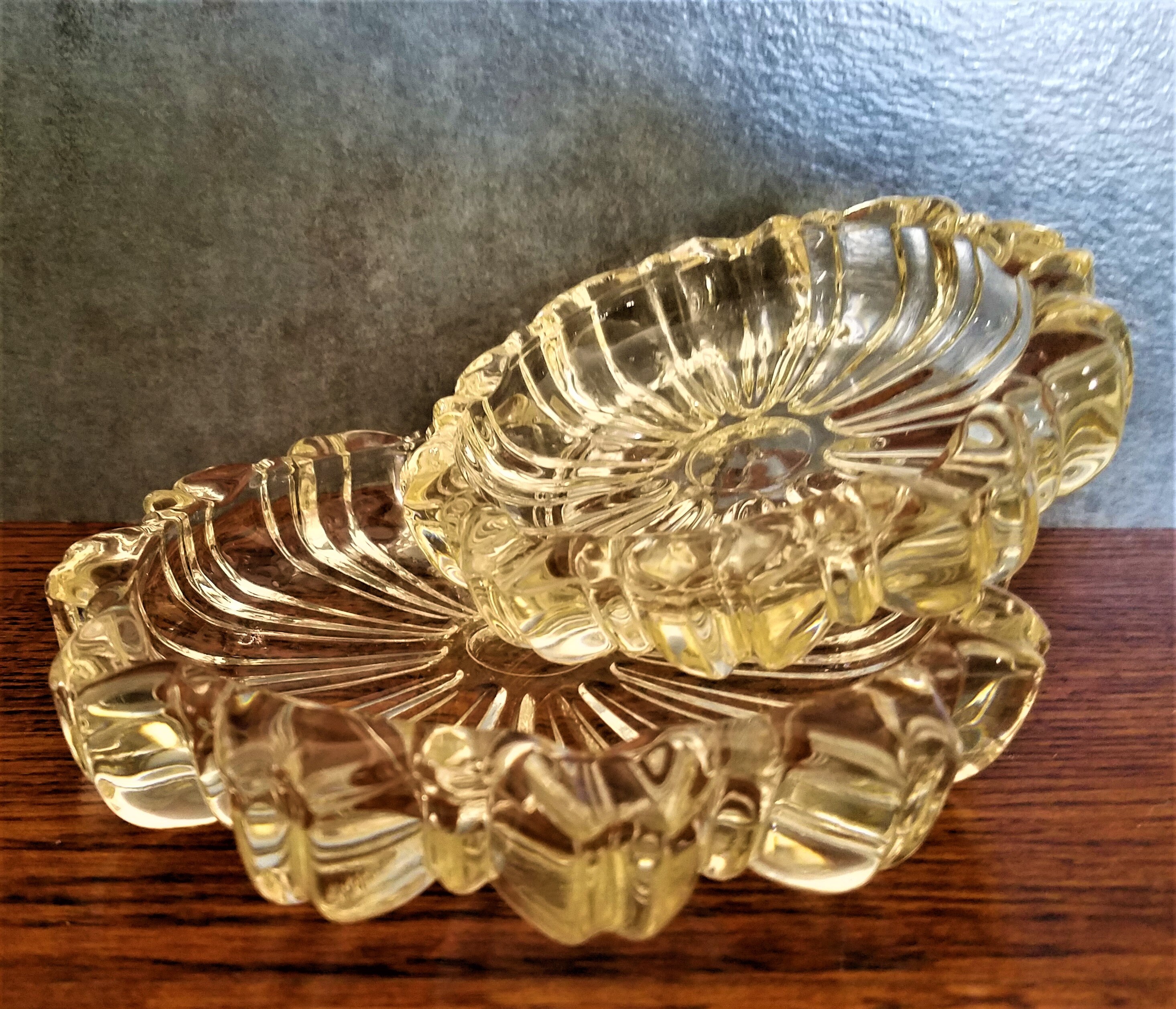 Atlas crystal. Atlas crystal