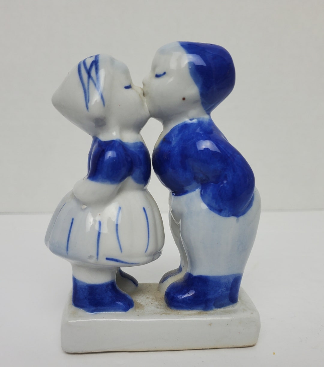 Vintage Delft Blue Kissing Dutch Boy and Girl Porcelain Figurine - Etsy