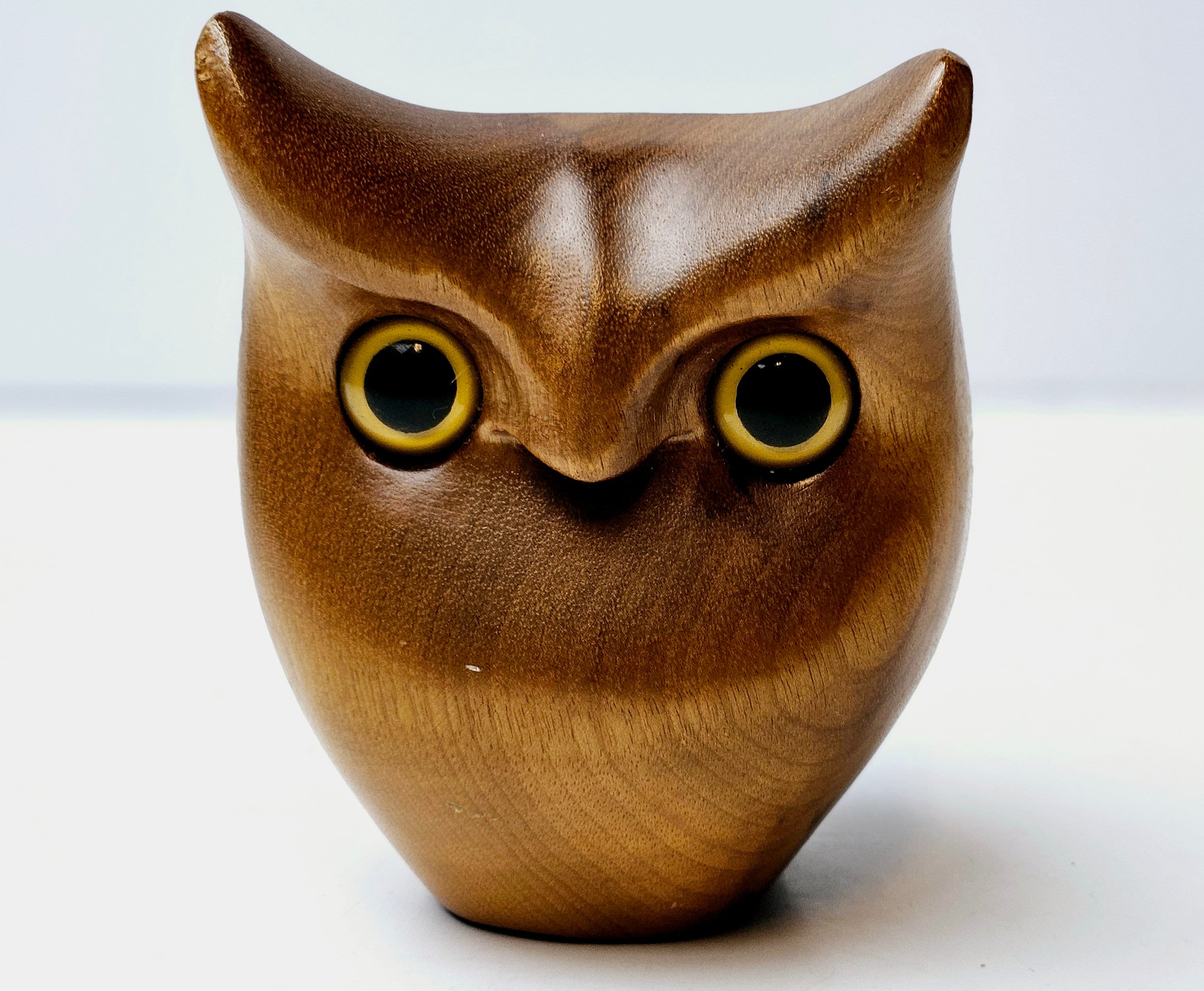 Mid Century Modern Vintage Myrtlewood Owl Sculptural