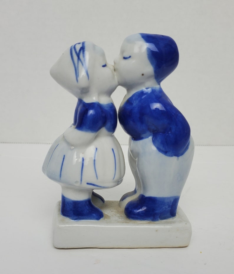 Vintage Delt Blue White Porcelain Kissing Dutch Boy and Girl Etsy