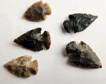 Lot of 5 Hand Knapped Flint Arrowheads - Projectile Points - Authentic Stone Artifacts - Assorted Colors & Shapes - Native American Style