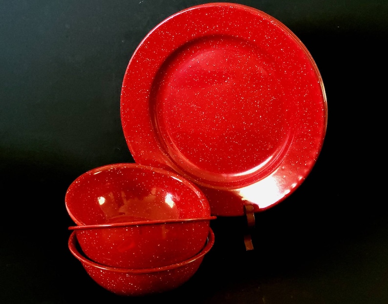 Vintage Red Graniteware Speckled Enamelware Metal 7 Piece Dish Set - Thumbnail 2