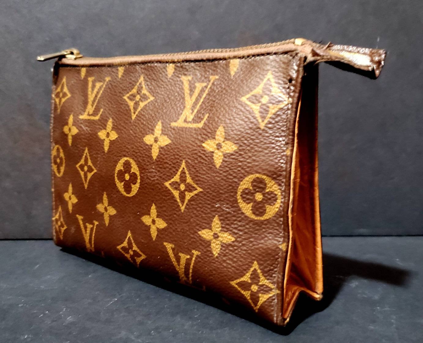 vintage louis vuitton toiletry bag