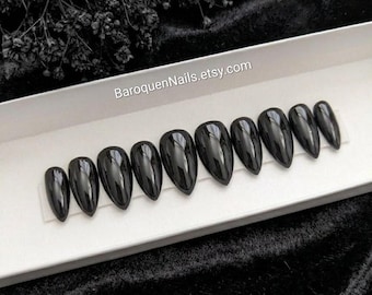 Matte Black Press On Nails, Goth Dark Gel Nail Art Set