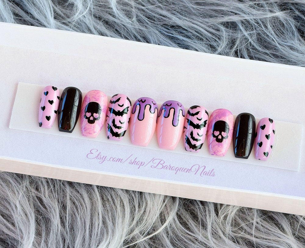 pastel goth nails