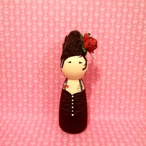 Handpainted Amy Winehouse Peg Doll Ornament (6cm)