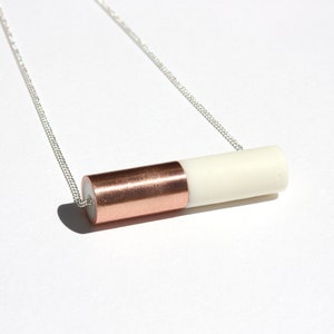 Necklace with a bimaterial copper and ivory resin tube pendant for a minimalist and refined style on a silver plated chain - NAÏCA // 08