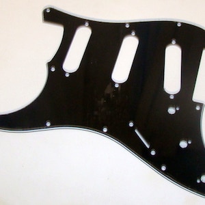 LEFT HANDED Pickguards for Fender Stratocaster - for Three Single Coil Pickups