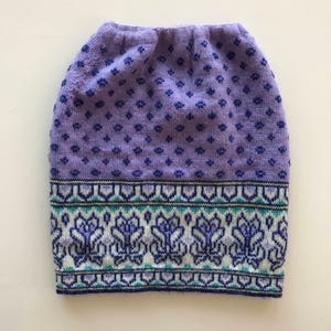 Vintage Norwegian Sweater Skirt - Stunning - Unusual Lavender Purple w Complex Nordic Design - Wool - Snowflake Nordic Pattern