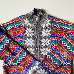 Scandinavian Sweater Cardigan - Simply Beautiful! - Nordic Pattern Textile - Amazing Colors and snowflakes!