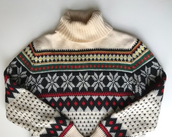 Vintage Scandinavian Sweater- Nordic Folk Pattern Style - Yummy Traditional Scandinavian Pattern - Medium