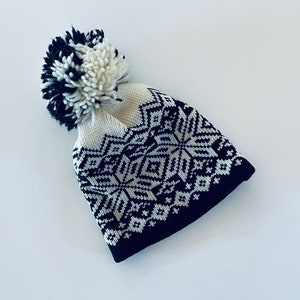 Vintage Ski Hat - The Coolest!  Retro 80s Colors!  -Charming Retro Winter Ski Sportswear