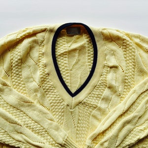 Suéter de tênis vintage - Grã-Bretanha - Adoro! - Amarelo manteiga - Algodão - Preppy Tennis - Aquascutum of London
