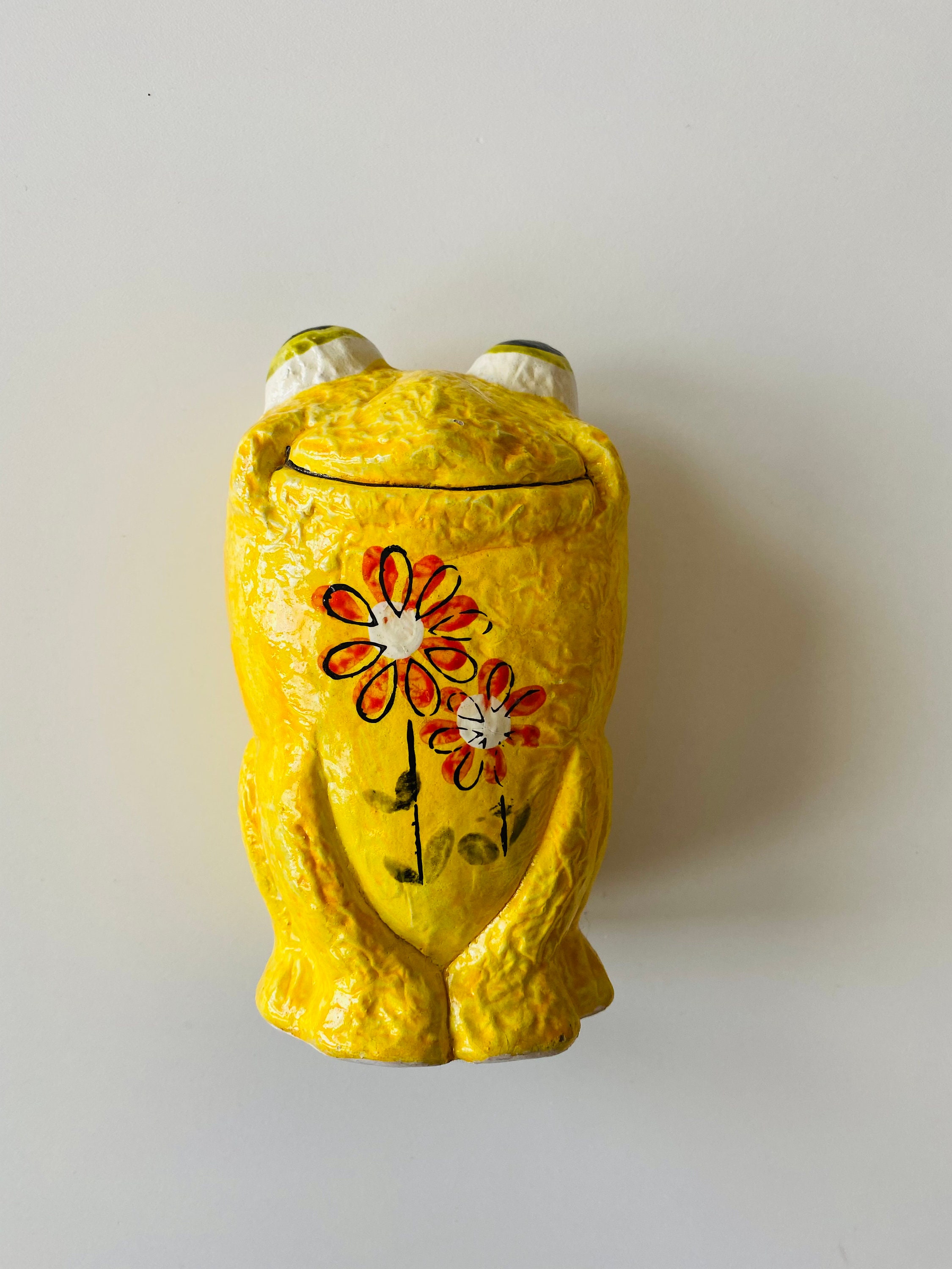 Mod Frog Bank 60s 70s Japan / Lemon Yellow W Bright Flowers