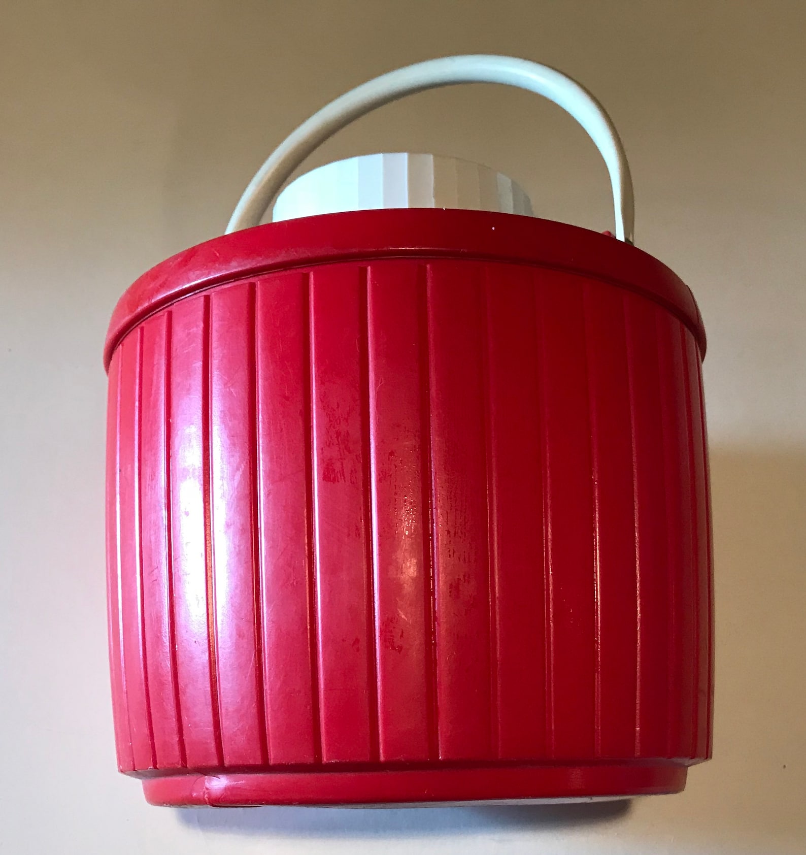Red Picnic Cooler Vintage Vagabond Thermos in Retro Red and White