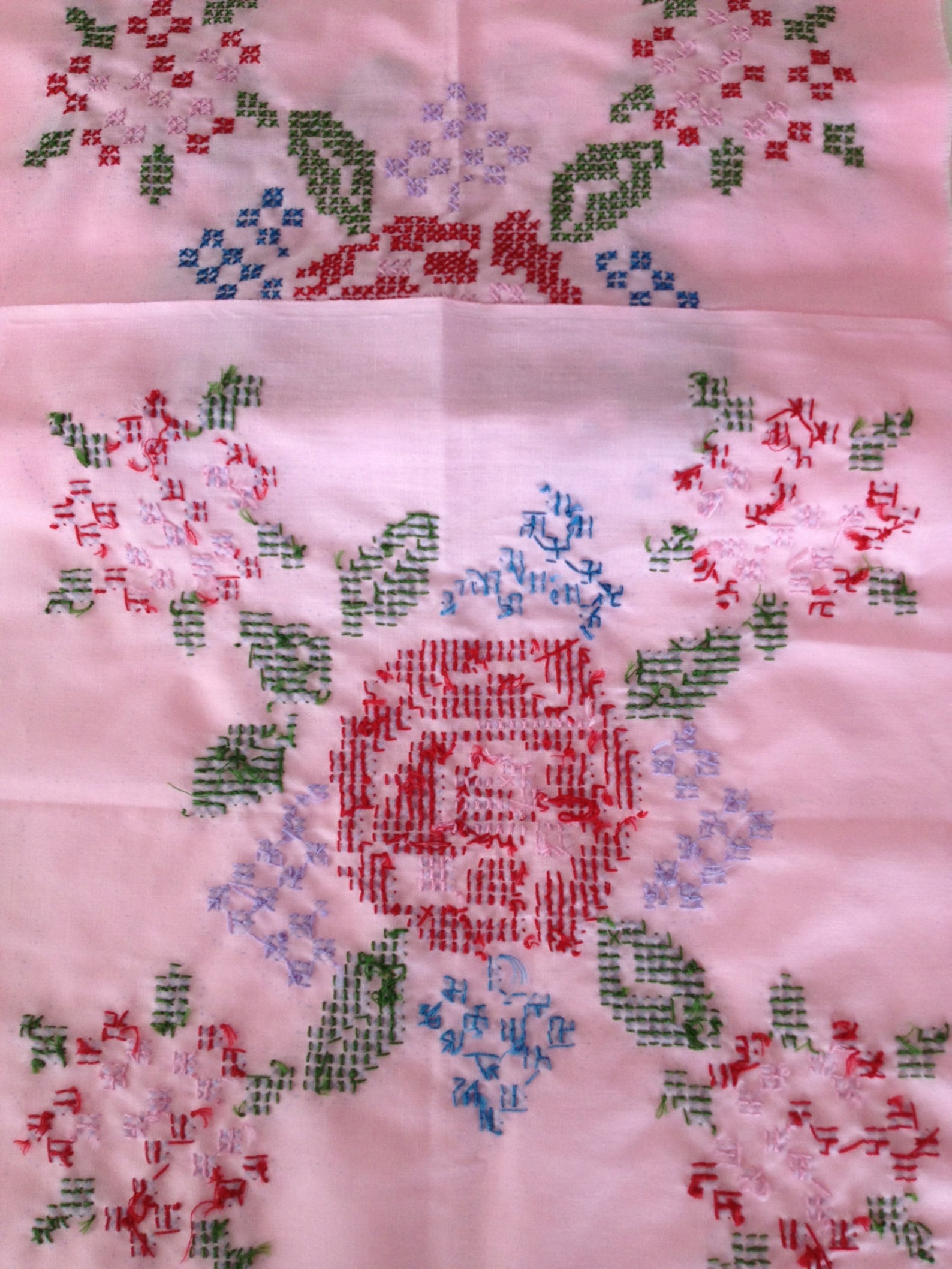 Rose Cross Stitch Quilt Squares W Red Roses on Pink Field W Etsy