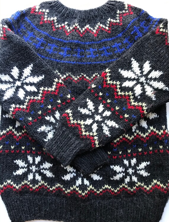 Scandinavian Sweater - Love This! - Snowflakes & … - image 3