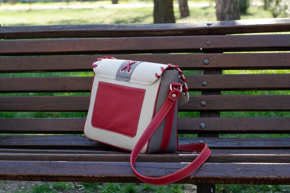 Bench cross body bags for womens store