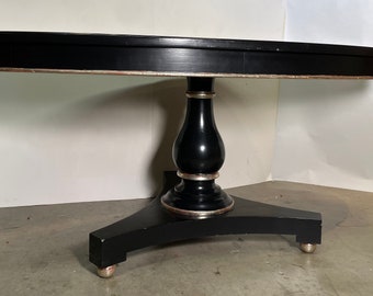 Black Elliptical Table