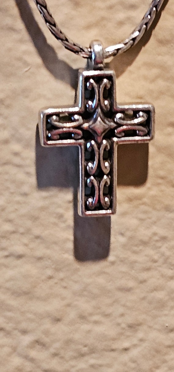 Necklace cross - image 2