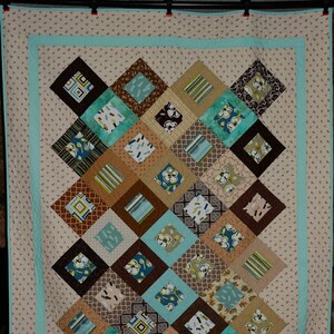 Twin size quilt, Diamond Quilt, Feminine Quilt, Summer, Picnic Quilt, Modern Print Quilt, Gift, Quilt, Bedding, Floral Quilt, Teal Quilt