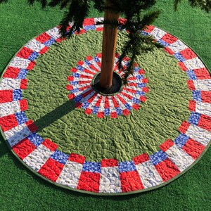 Christmas tree skirt, Chrismukkah, Holiday tree skirt, tree skirt, Christmas, Christmas tree,  holiday, Christmas décor,  holiday décor