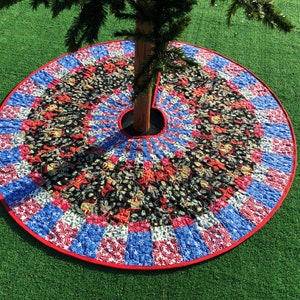 Christmas tree skirt, Chrismukkah, Holiday tree skirt, tree skirt, Christmas, Christmas tree,  holiday, Christmas décor,  holiday décor