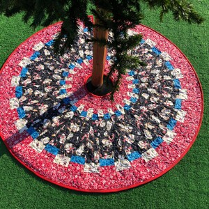Christmas tree skirt, Chrismukkah, Holiday tree skirt, tree skirt, Christmas, Christmas tree,  holiday, Christmas décor,  holiday décor