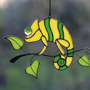 Suncatcher Stained Glass Art Window hangings decoration Chameleon Lizard Home decor Gift