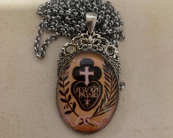 PASSIONIST MEDALLIONS. Pendants.