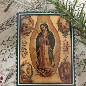 Vergine di Guadalupe. Santa Patrona del Messico e Imperatrice d'America. Carte plastificate. San Romero, lascia che il male se ne vada e il bene entri.