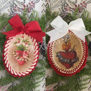 Sacred Heart of Mary. Scapulars.