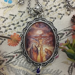 The Lord of Miracles and Our Lady of the Cloud. Pendants and Keychains. Nazarenas Convent of Lima.