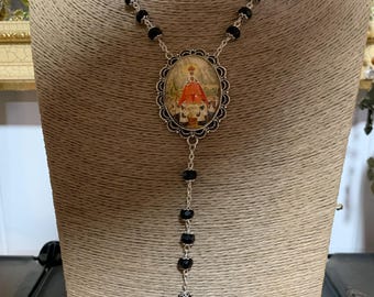 モンセラートの聖母。バルセロナ。カタルーニャ。ロザリオ。 - Etsy 日本